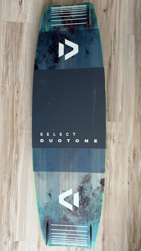 Кайтсърф дъска Duotone Select 138/41 + страпове NTT L/XL