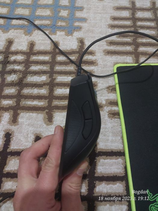 фирменная мышь RAZER + фирменный коврик