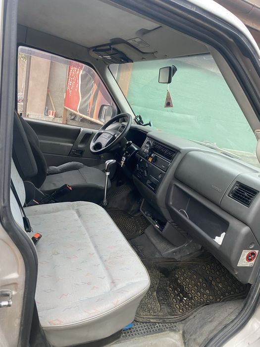 Volkswagen caravell T4 negociabil