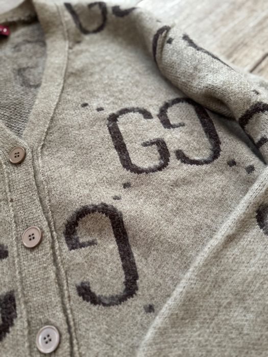 Дамска жилетка нова