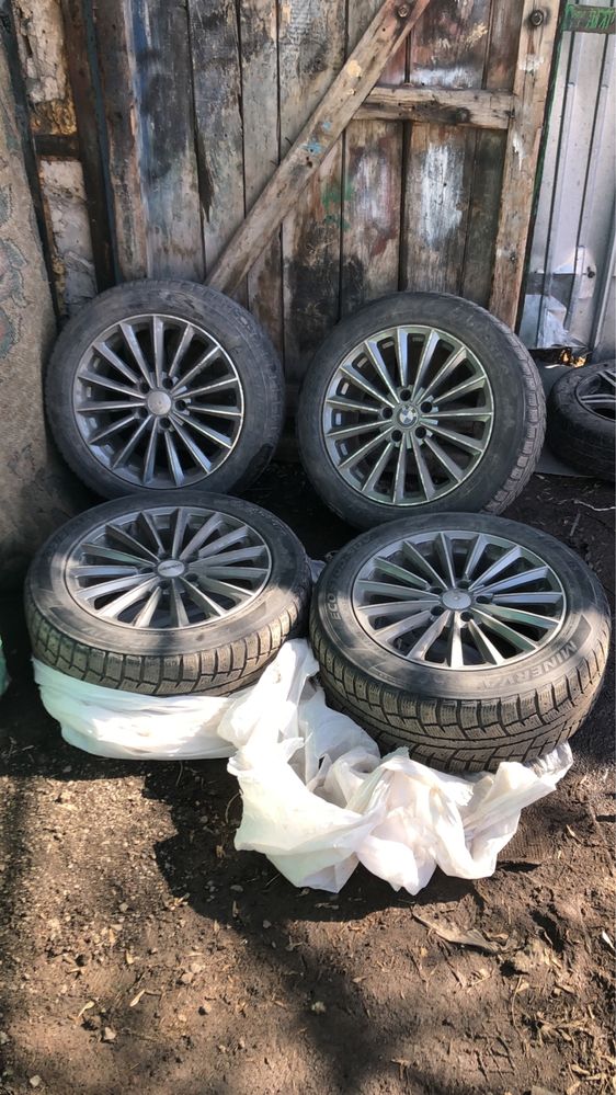 Продам диски r18 с резиной