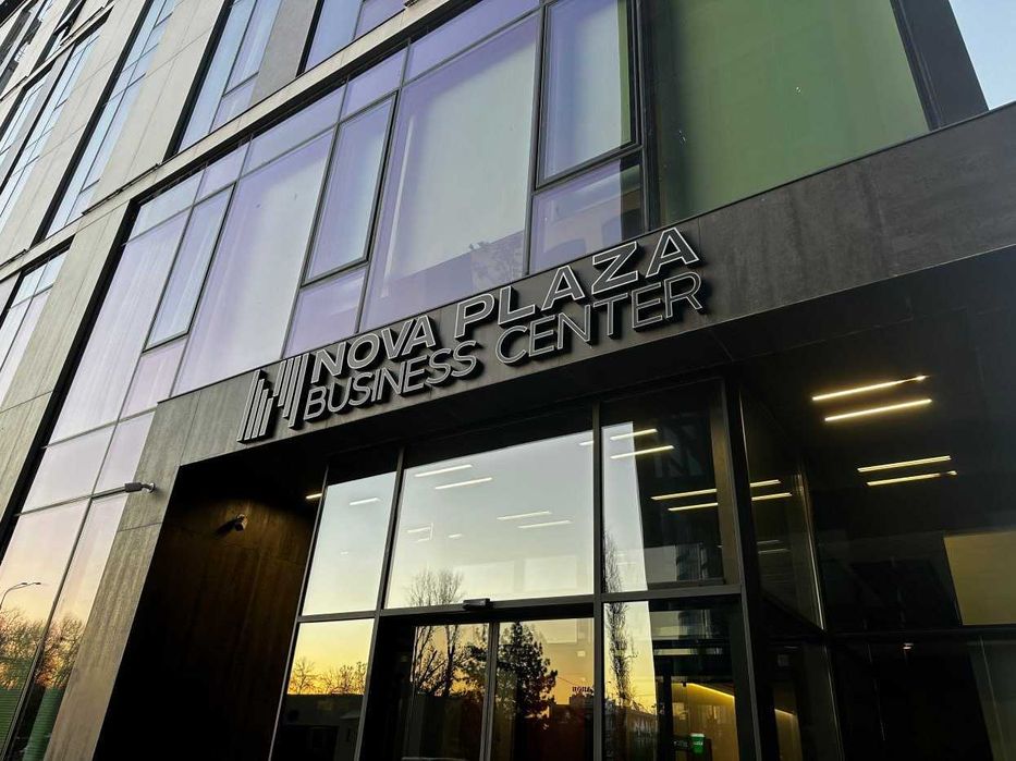 БЦ Nova Plaza! сдам 630м2 на 7-этаже и со своим парковкой