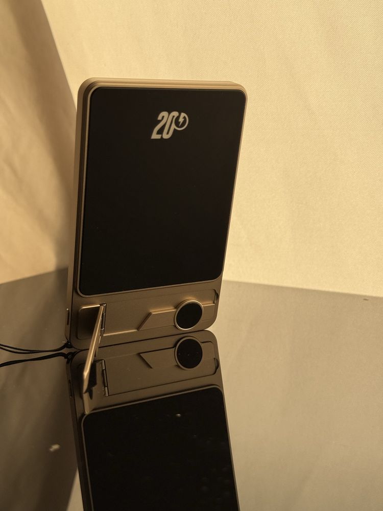 Power bank 20w 5000ампер ультратонкие алюминевый корпус двойной магнит