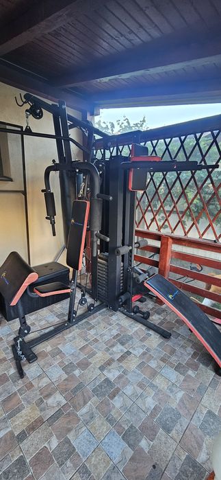 Aparat fitness multifunctional