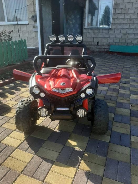 Электромобиль детский.