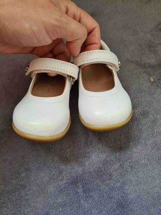 Рокли и обувки за деца за повод