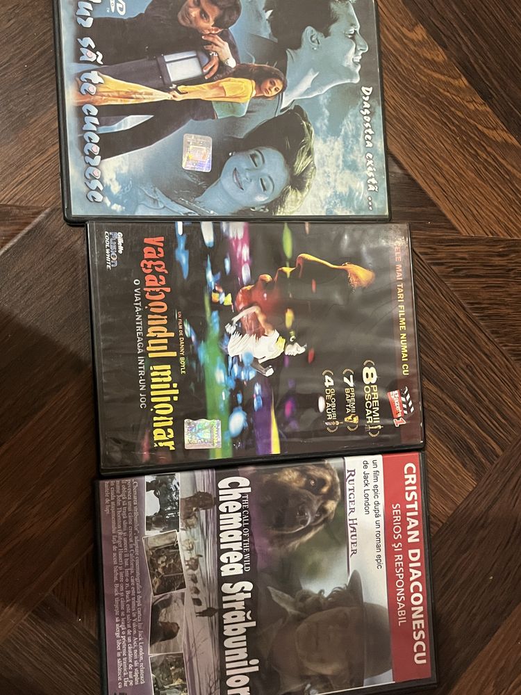 Cd uri muzica și filme vechi