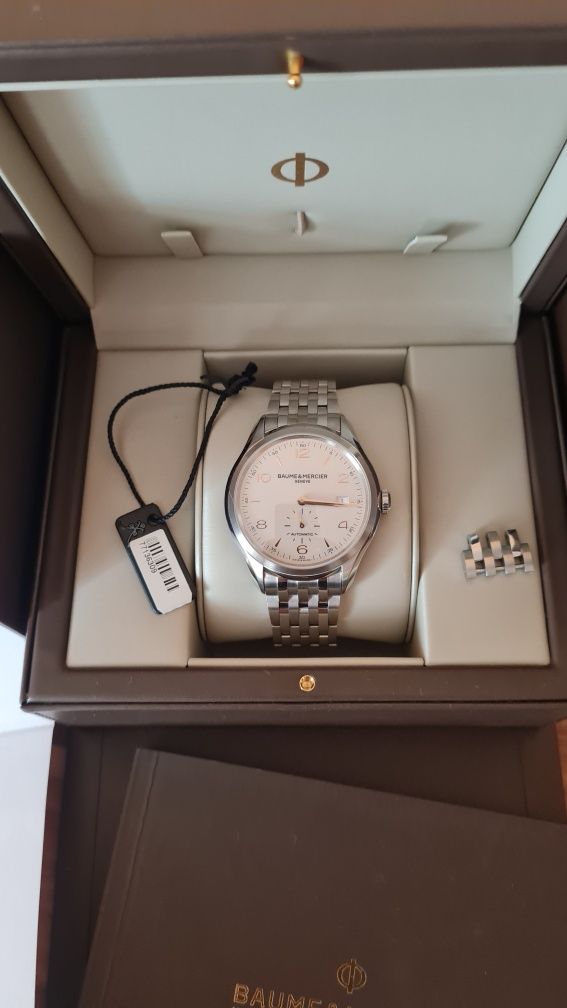 Механичен часовник Baume & Mercier Clifton