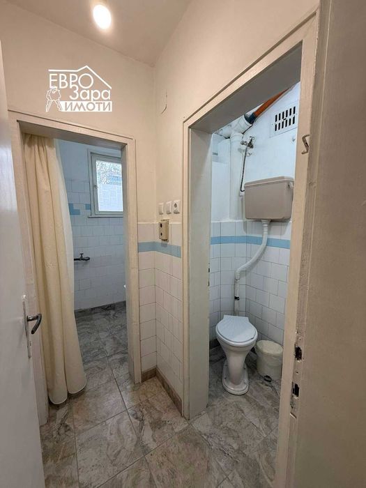 Дава се под наем Четиристаен апартамент в Стара Загора, Център - 86 кв.м за 331.5 € - Снимка #10