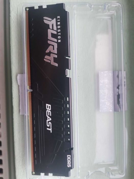 Kituri RAM DDR5 Kington Fury 16 gb,   single și dual