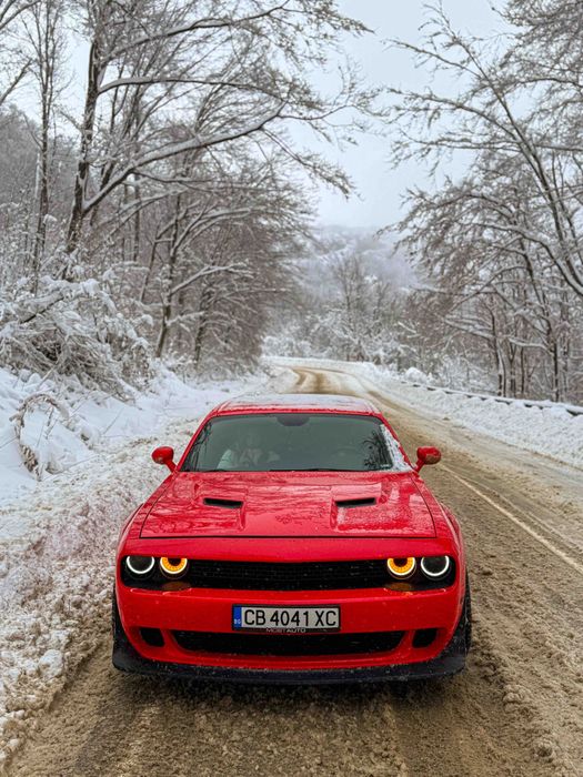 Автомобил под наем за балове, тържества, сватби