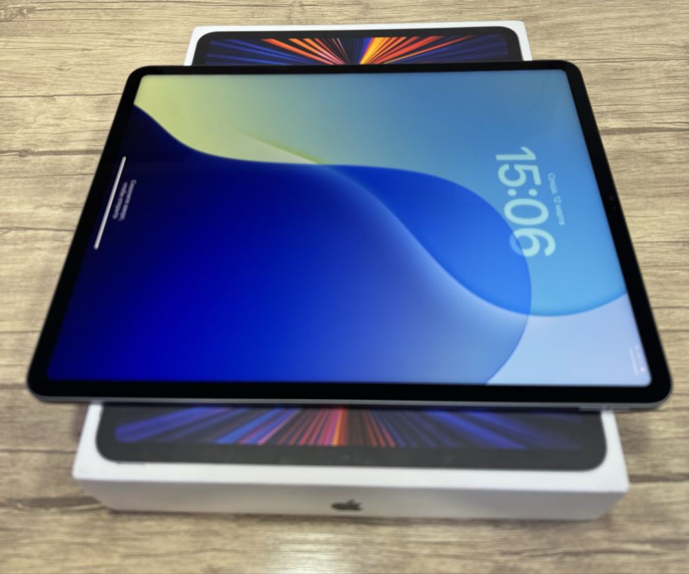 Prodam ipad pro 12.9 M1 256GB wi