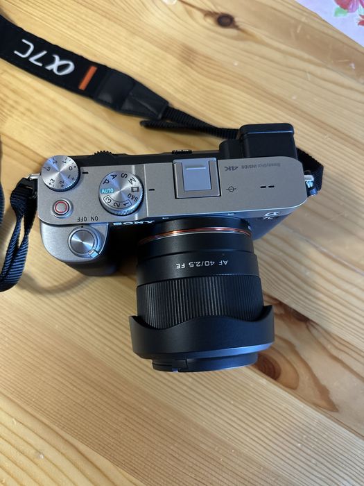 Camera Sony A7C Body + Obiectiv Viltrox 40mm 2.5