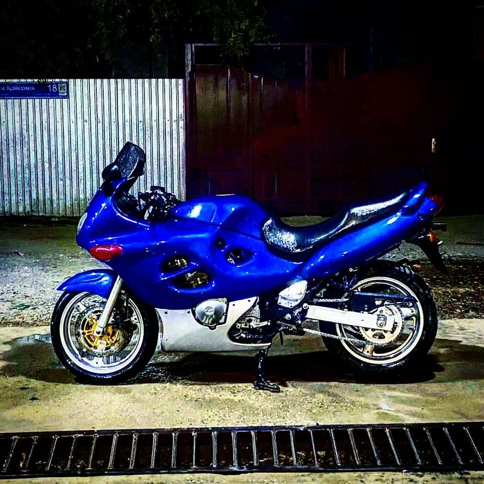 SUZUKI GSX600F Katana продам
