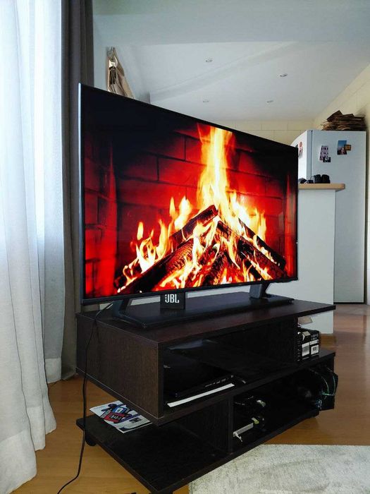 Телевизор Samsung 43" (108 см) Crystal UHD 4K