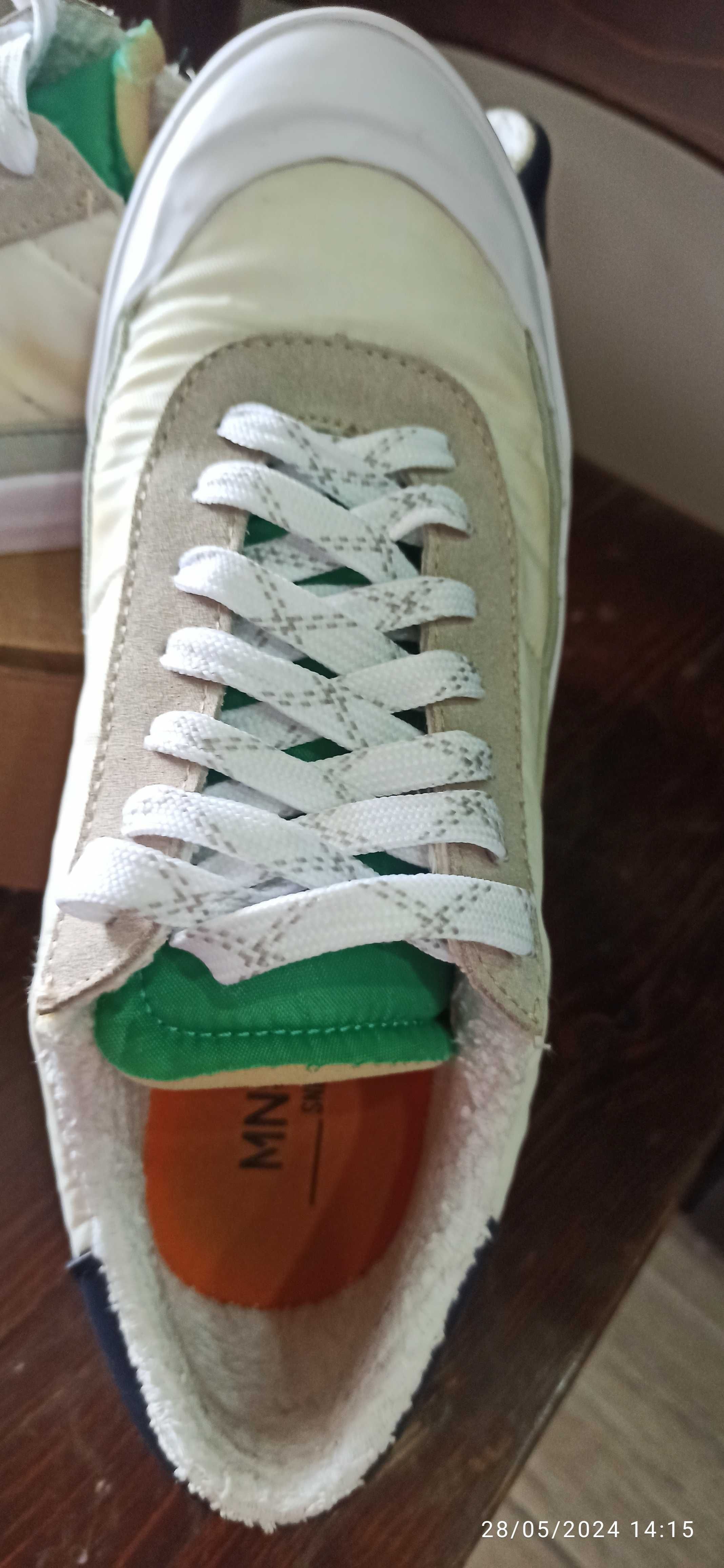 Дамски спортни сникърси
"MANGO"