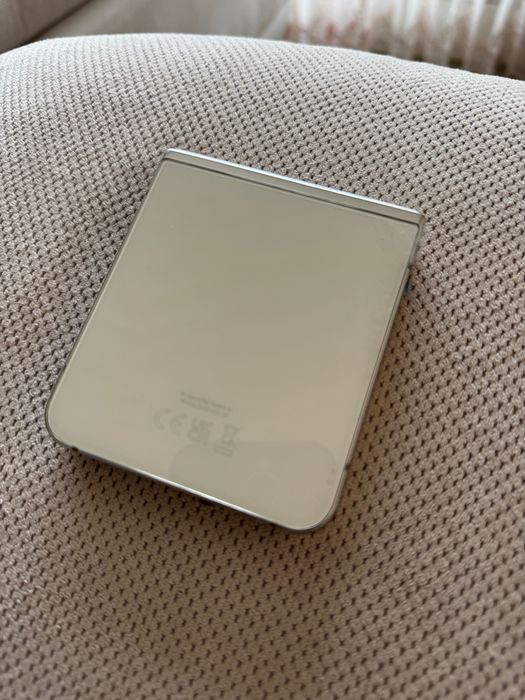 Samsung z flip5 512gb