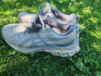 Asics novablast 2