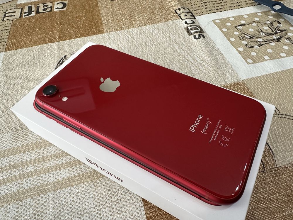 iPhone  XR   Red