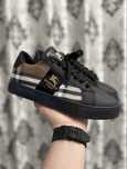 Adidasi Burberry Noi