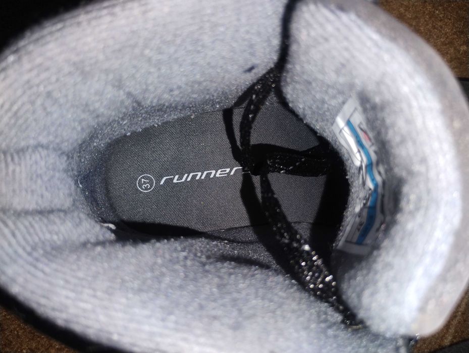 Почти нови топли Дамски Боти Runners 37 ми номер Сиви, Еко кожа, Полар