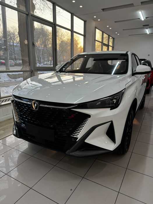 Продается автомобиль Changan X5+