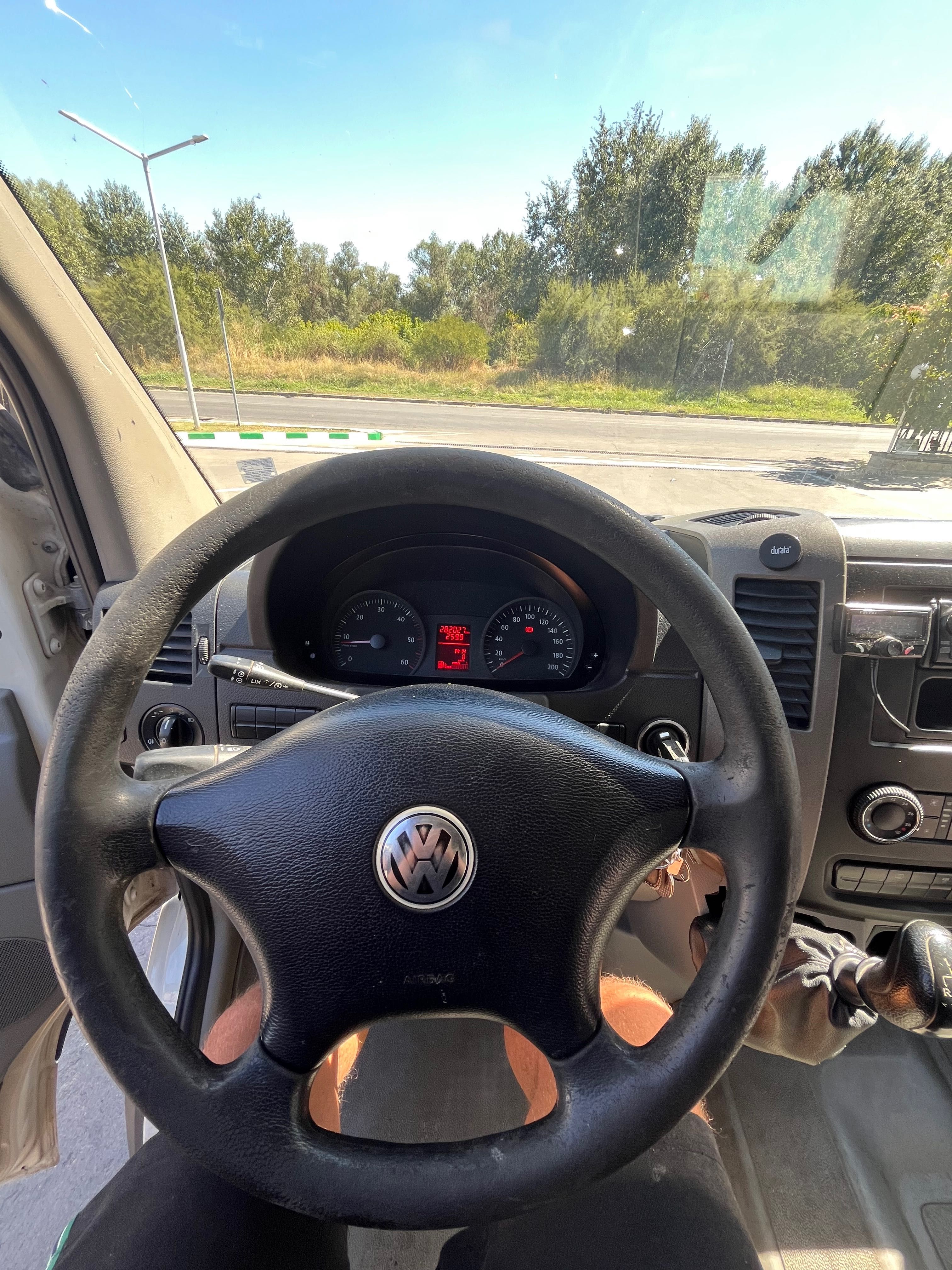 Volkswagen Crafter 2.5 TDI /2 странични врати/Въздушна седалка/