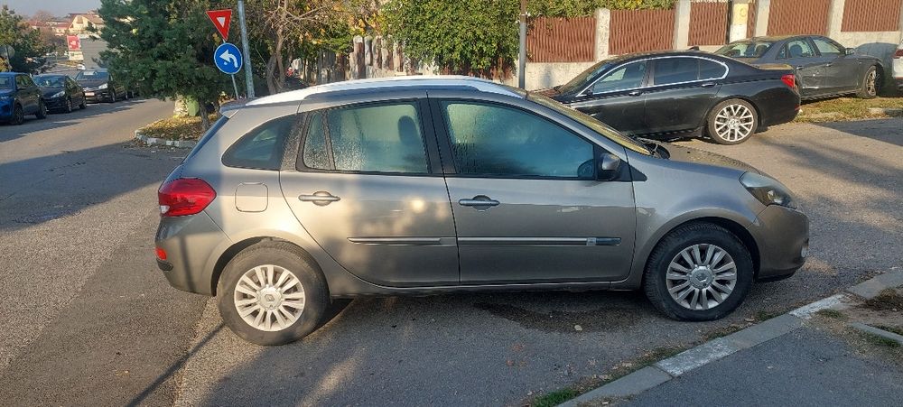 Clio 3 grandtour 2012
