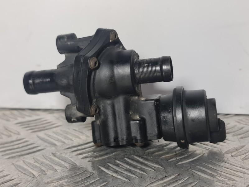 Pompa apa Nissan Navara 4 2.3 dCi; 2.0 dCi; 0.9 TCe