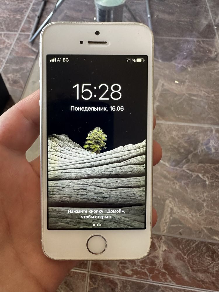 Iphone se 16gb чист без айклоуд