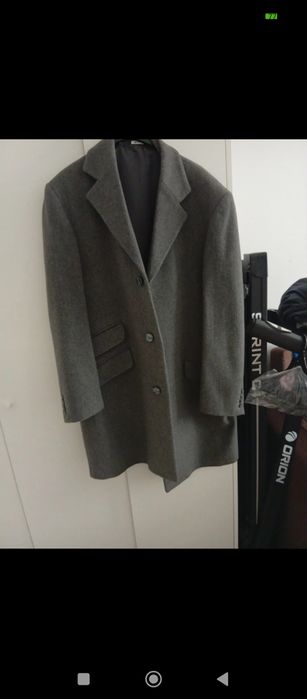 Vând palton bărbați