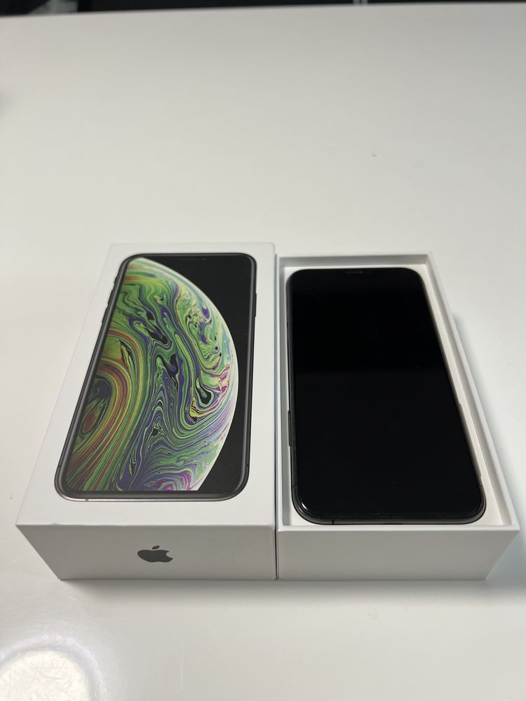 iPhone XS 64GB Space Grey