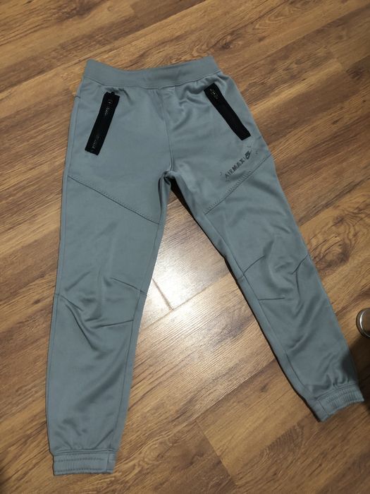 Nike Tech размер S 128-137