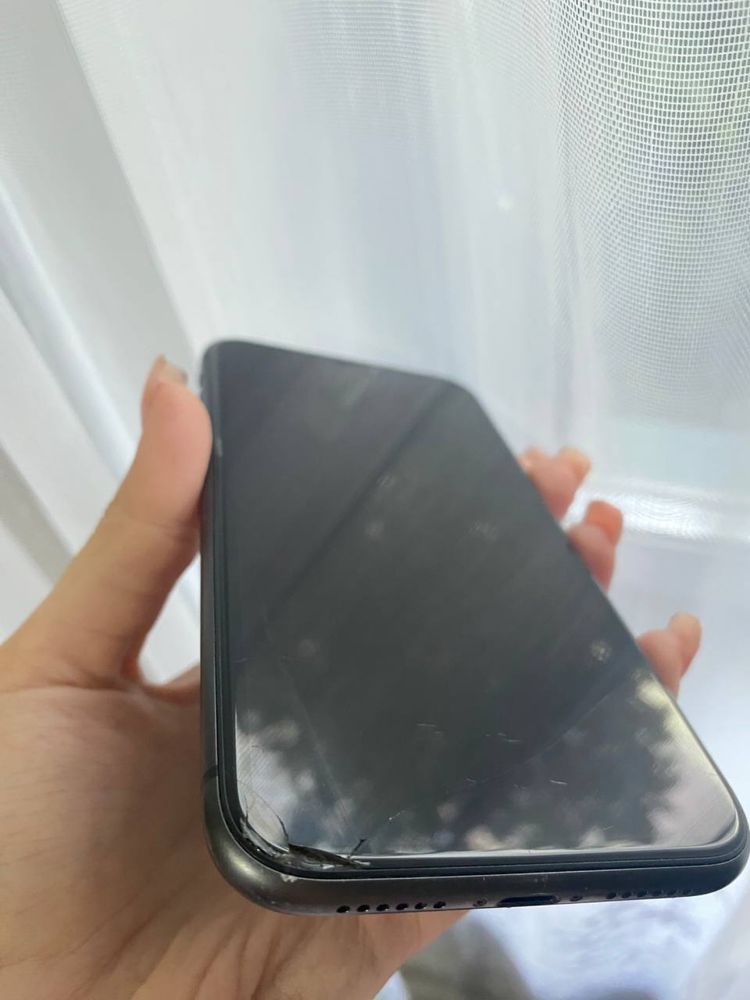 Iphone 11 продается
