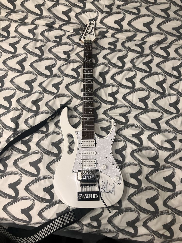 Ibanez jem jr wh