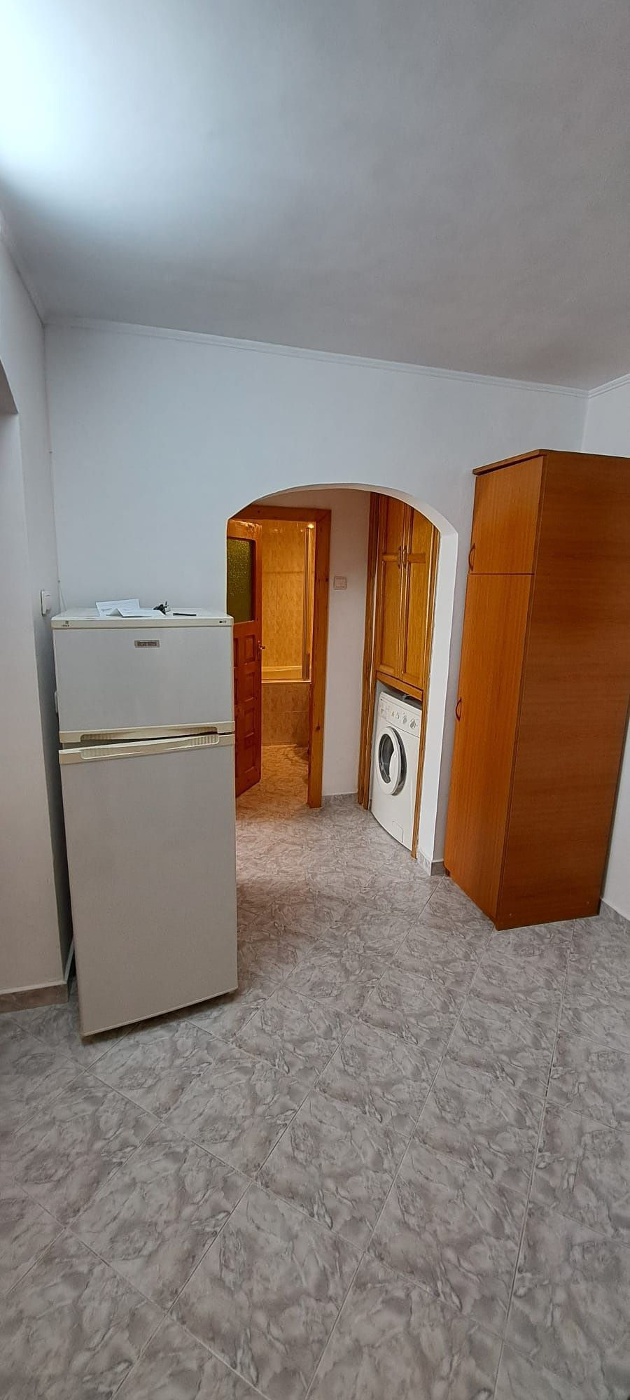 Apartament 2 camera Ostroveni (Maidan)