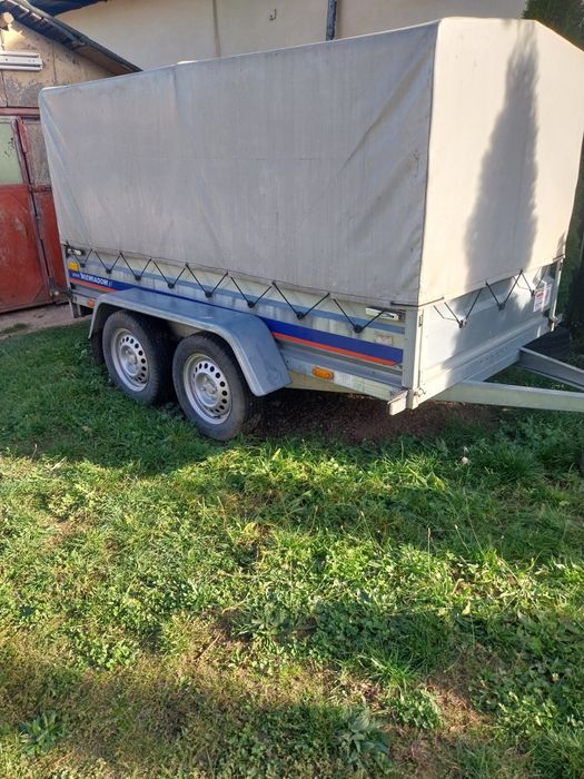 Vând remorcă de 750 kg