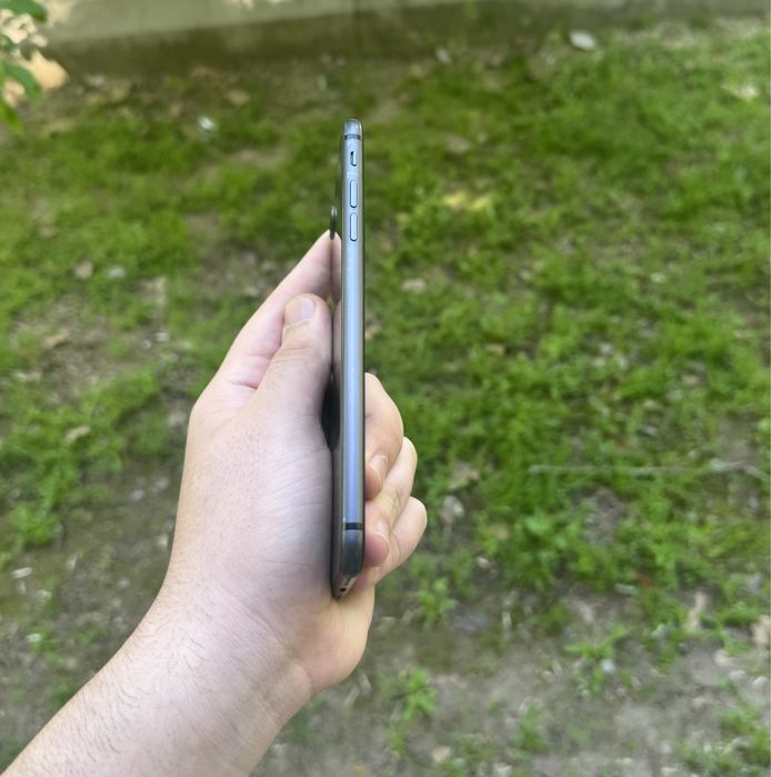 Iphone 8 Plus 64gb Xolati ideal yomkst 77 Hama joyi ishlid ayb yoq
