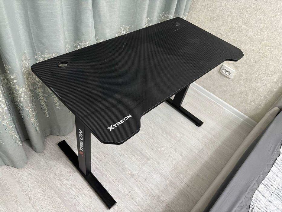 Продаю Игровой Стол Xtreon