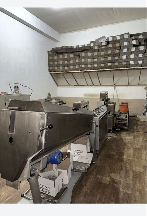 Karamel konfet chiqaruvchi stanok ideal xolatta