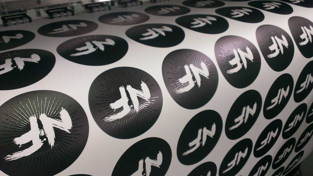 Наклейки UV DTF.