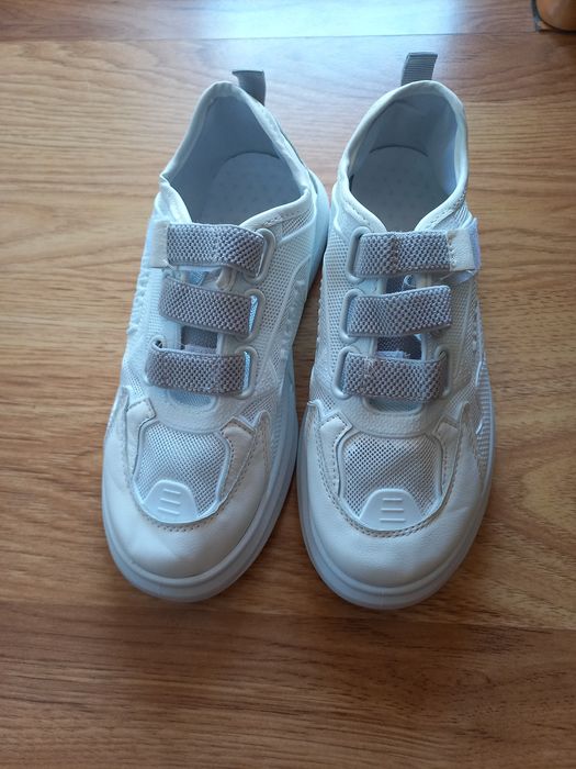 Ортопедични маратонки