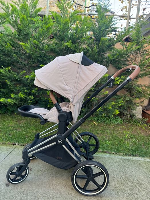 Cybex Priam  Beige Пълен пакет + кош за новородено в черен цвят