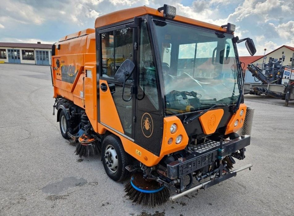 Maturatoare stradala Hako 2011  Multicar Unimog Gunoiera Lama perie