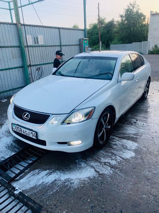 Продам машину 2006