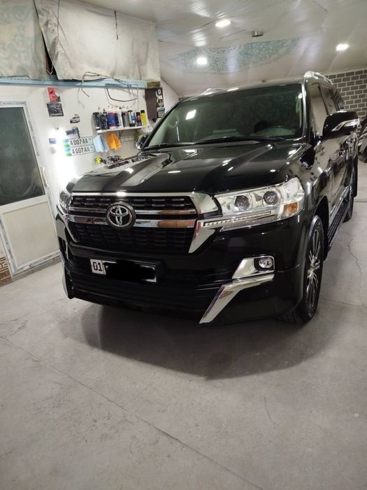 Продается Toyota land cruiser 200