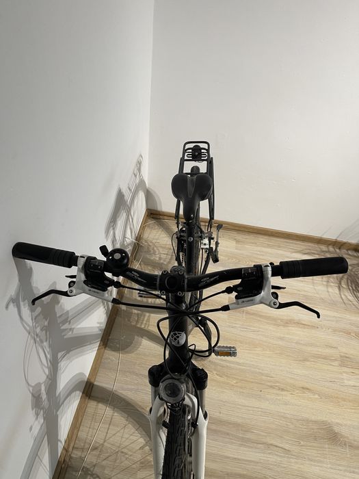 Bicicleta Trekking Bike Manufaktur Black Cross Marime S