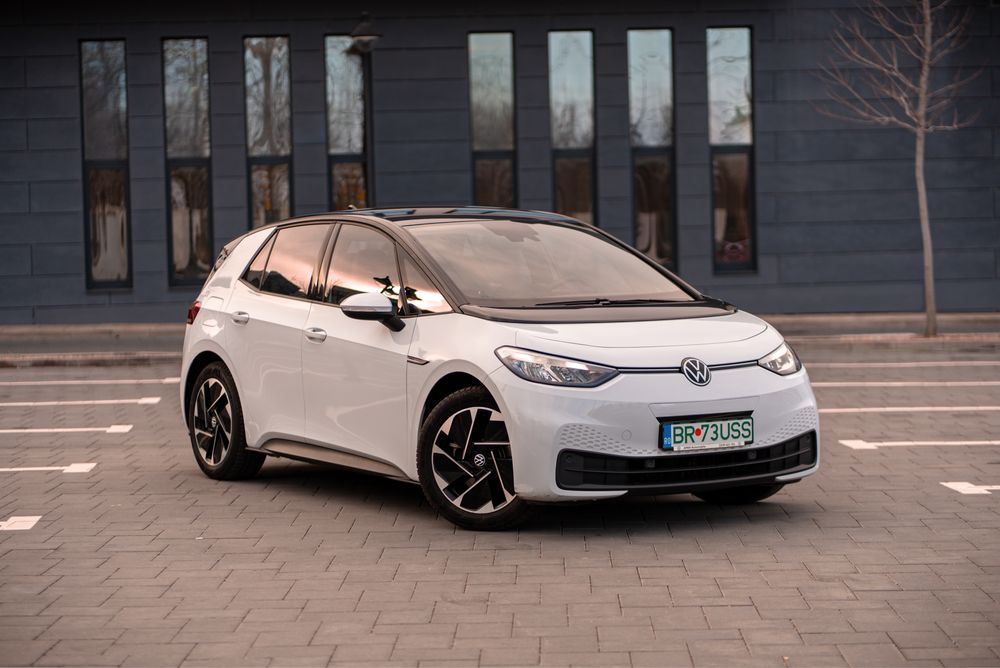 Vand Volskwagen ID.3Pro Unic propietar