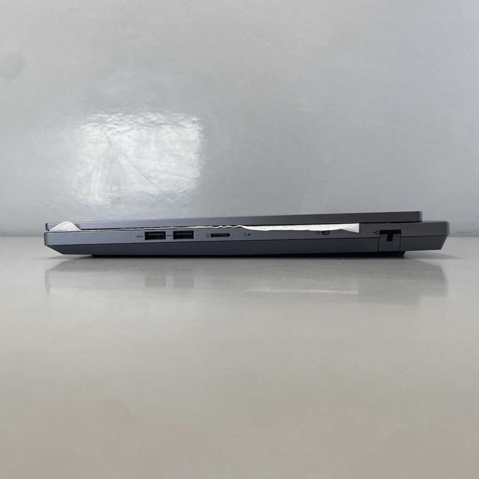 Lenovo Legion 5 16IRX9 16" i9-14900HX 1TB RTX 4060 64GB 1TB 3 Cicluri