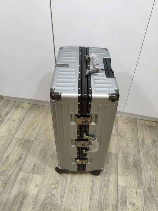 Чемодан без молнии